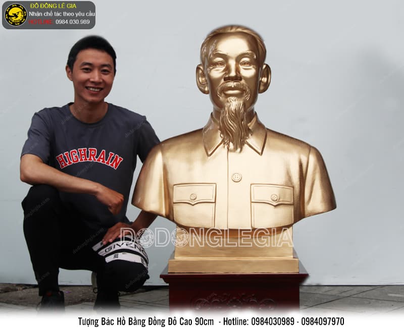 Tượng Bác Hồ cao 90cm bằng đồng đỏ