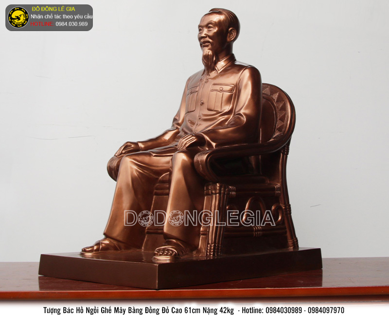 Tượng Bác Hồ ngồi ghế mây cao 61 cm - mẫu 02