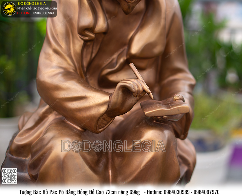 Tượng Bác Hồ Pác Pó bằng đồng đỏ cao 72cm