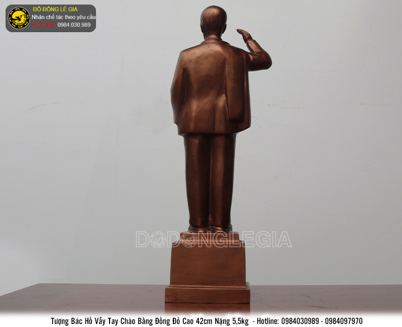 Tượng Bác Hồ Vẫy Tay Chào Cao 42cm