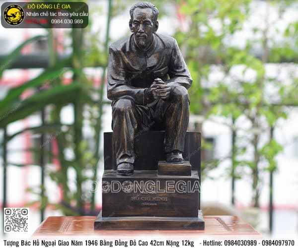 TƯỢNG BÁC HỒ NGOẠI GIAO NĂM 1946 CAO 42CM