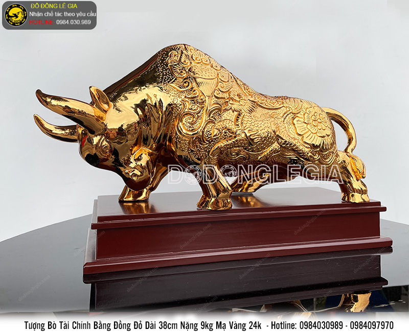 Tượng Bò tài chính mạ vàng 24k