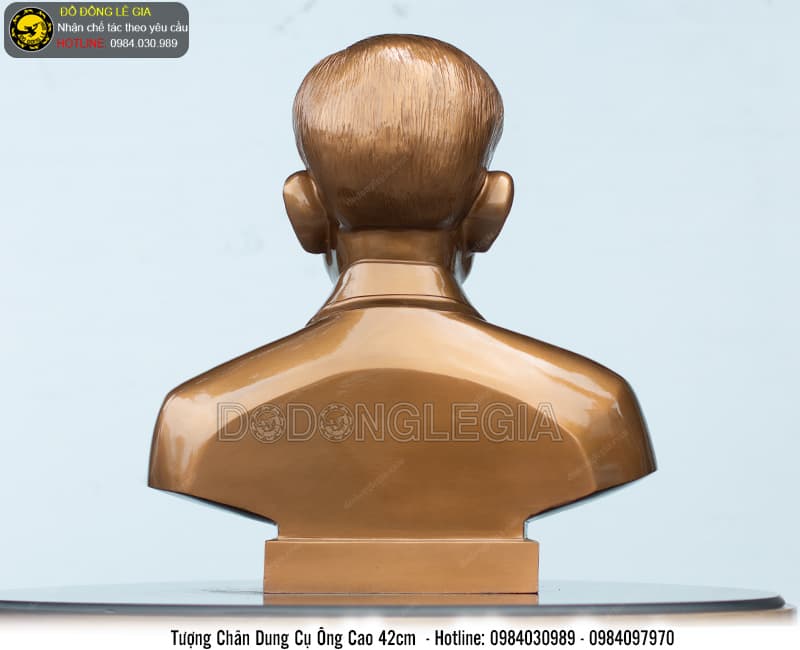 Tượng Chân Dung Cụ Ông bằng đồng đỏ cao 42cm