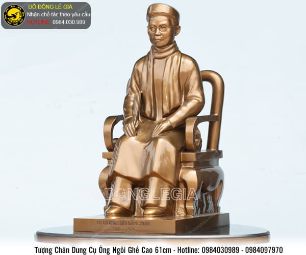 Tượng Chân Dung Cụ Ông Ngồi Ghế bằng đồng đỏ cao 61cm