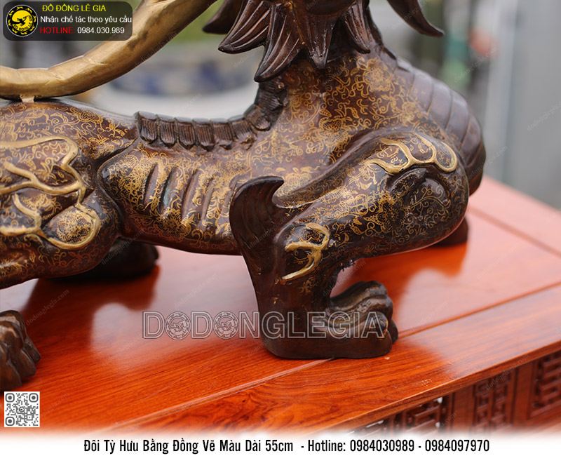 Tượng Tỳ Hưu bằng đồng vẽ màu dài 55cm