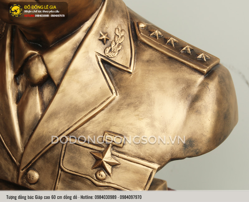Tượng Đại Tướng Võ Nguyên Giáp bằng đồng đỏ cao 60cm