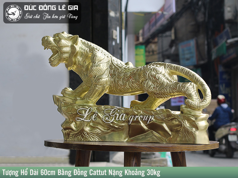 Tượng hổ phong thủy bằng đồng cattut dài 60cm