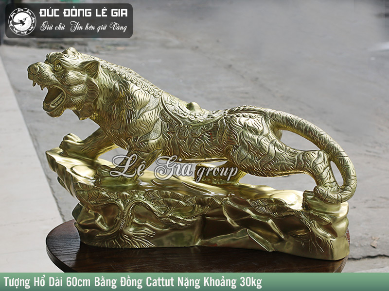 Tượng hổ phong thủy bằng đồng cattut dài 60cm
