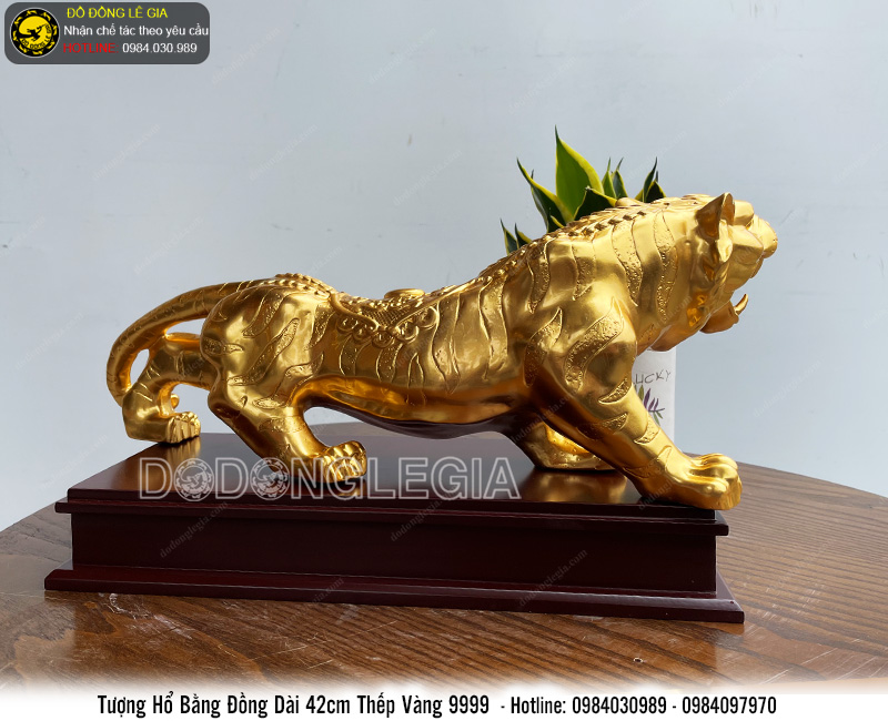 Tượng hổ bằng đồng thếp vàng 9999 dài 42cm