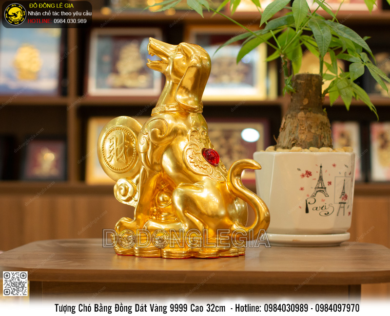 Tượng linh vật Tuất bằng đồng dát vàng 9999 cao 32cm