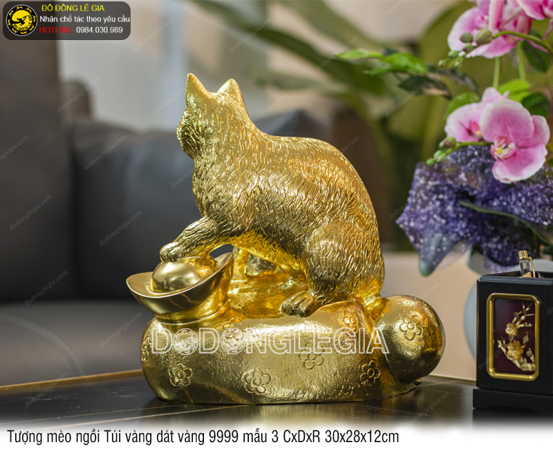 Tượng Mèo Ngồi Túi Vàng dát vàng 9999 mẫu 3 30x28x12cm