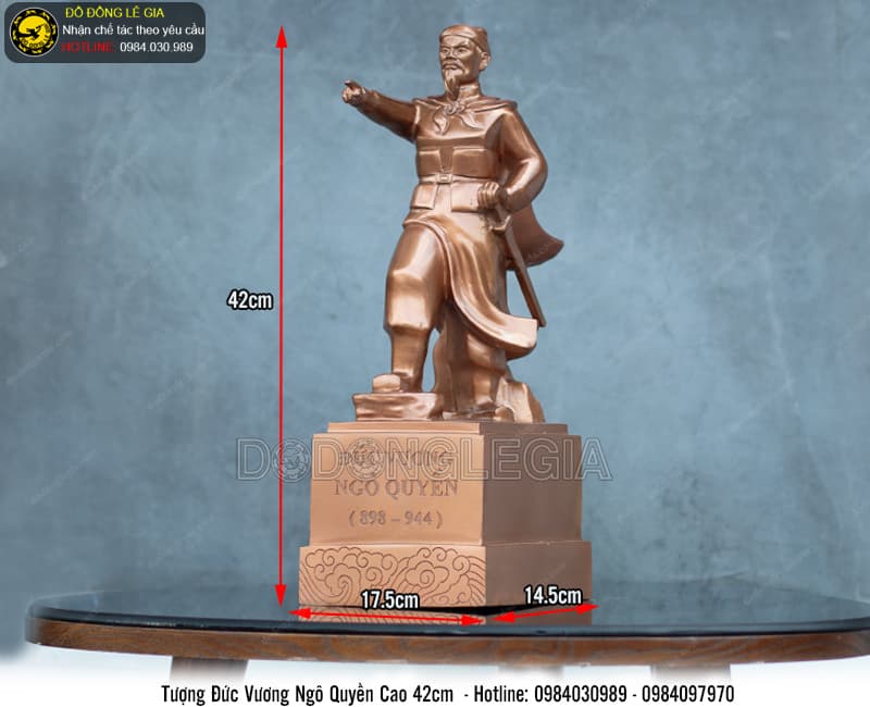 Tượng Đức Vương Ngô Quyền bằng đồng đỏ cao 42cm nặng 11kg
