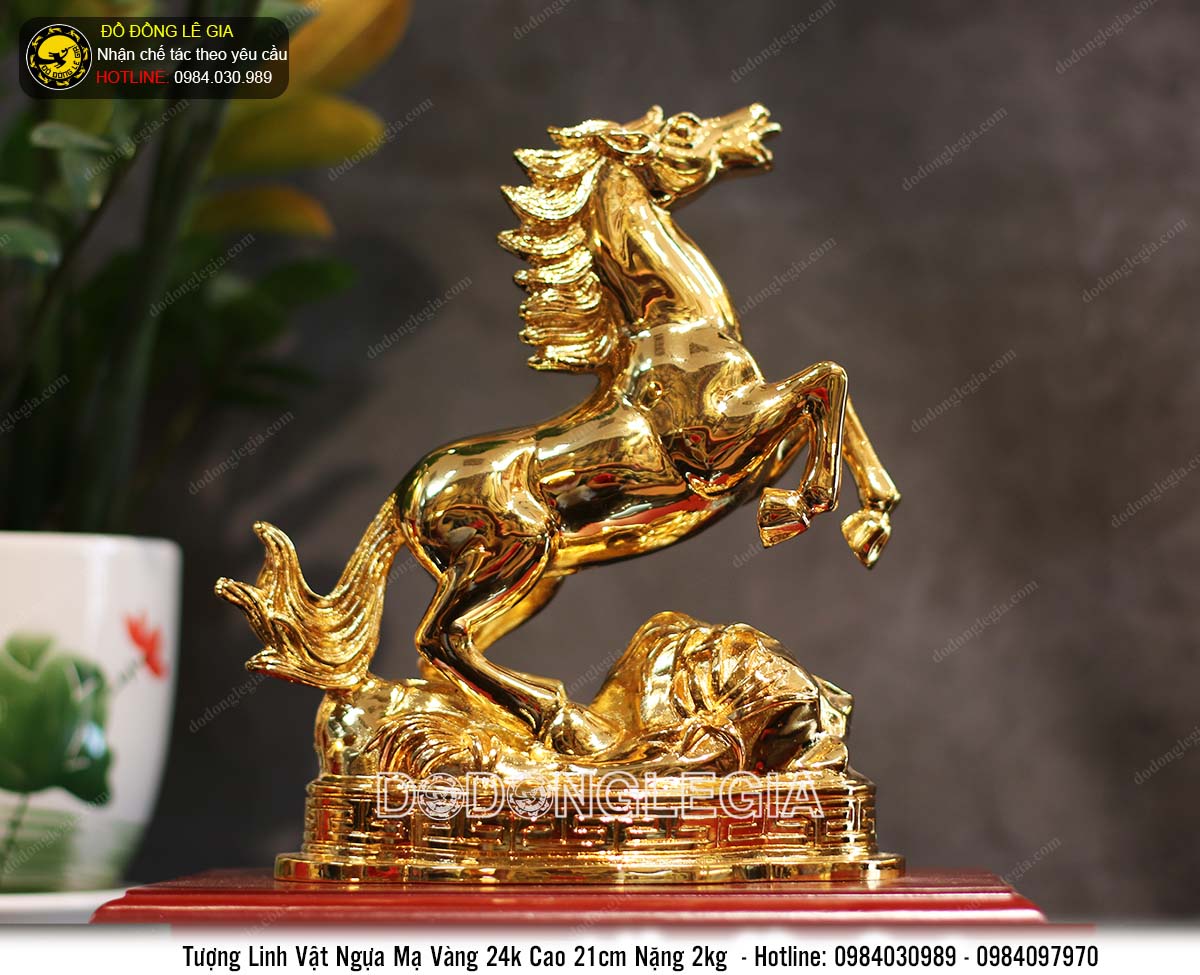 Tượng linh vật Ngựa bằng đồng cattut mạ vàng 24k cao 21cm