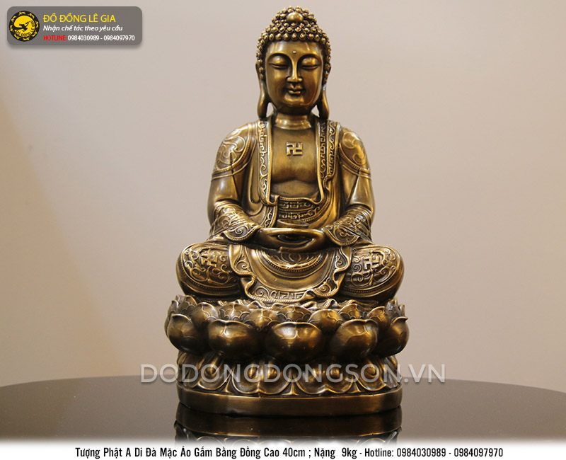 Tượng Phật A Di Đà Mặc Áo Gấm