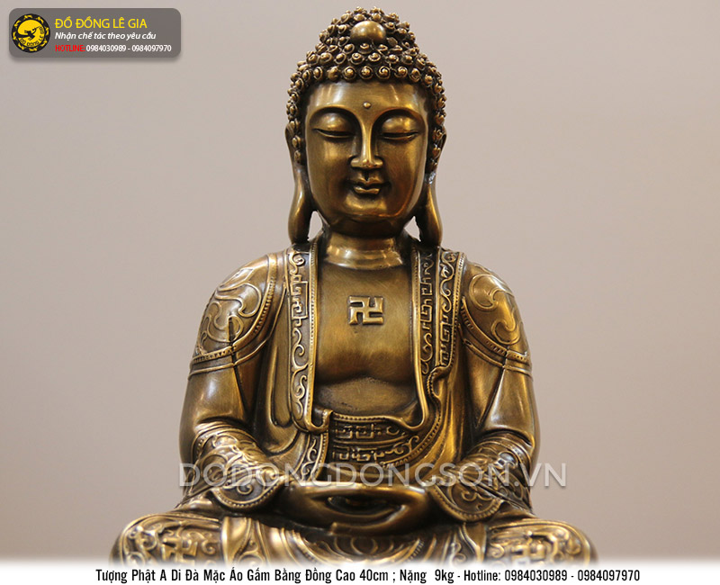 Tượng Phật A Di Đà Mặc Áo Gấm