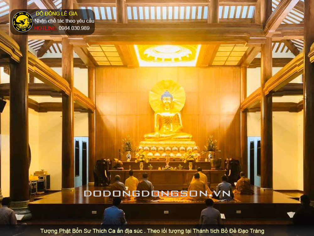 Tượng Phật Bổn Sư Thích Ca ấn địa xúc