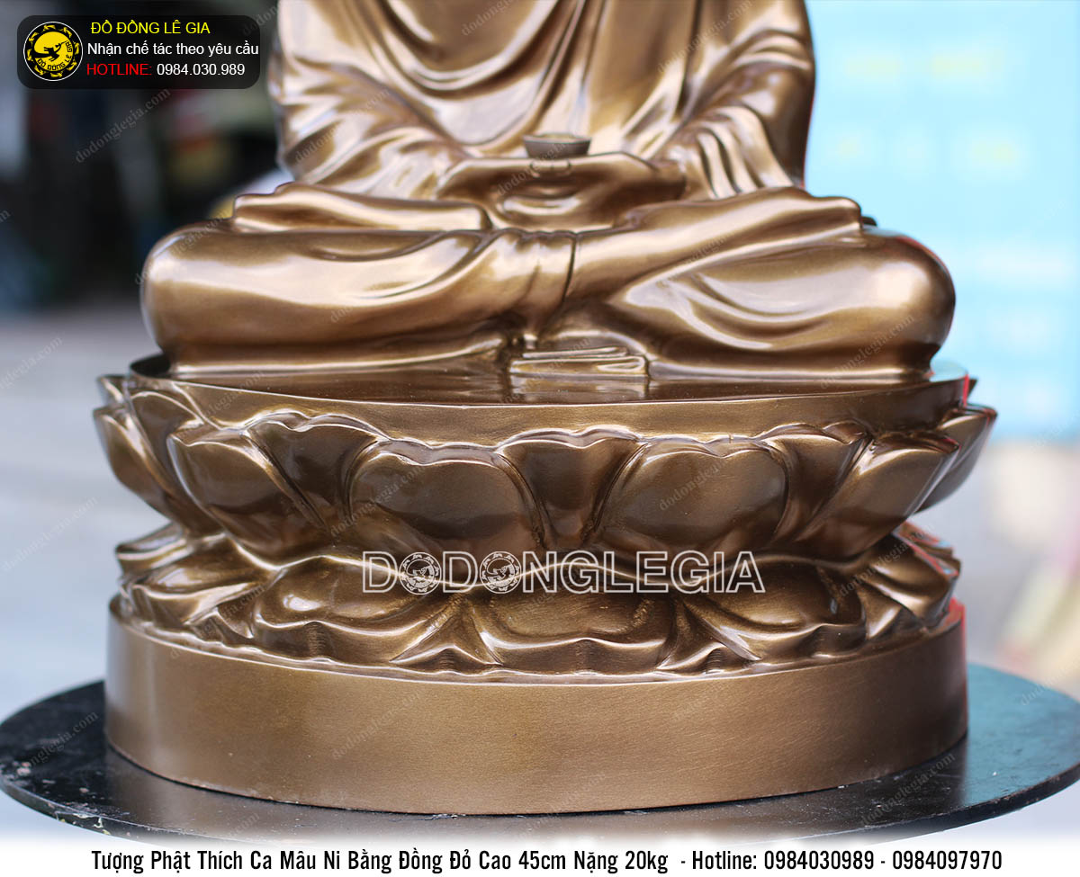 Tượng phật Thích ca đúc bằng đồng đỏ làm màu giả cổ cao 45cm