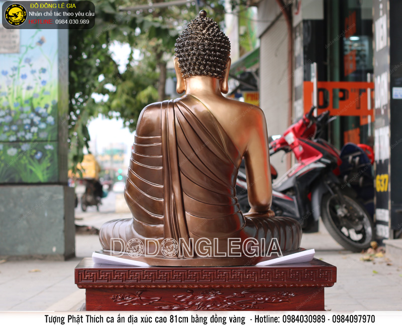 Tượng Phật Thích Ca ấn địa xúc cao 81cm bằng đồng vàng