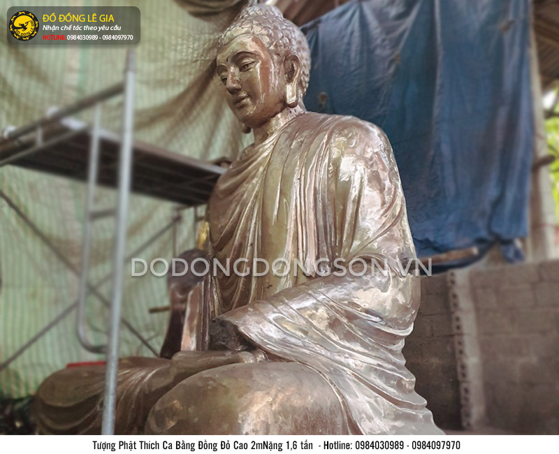 Đúc tượng Thích Ca cao 2m bằng đồng đỏ