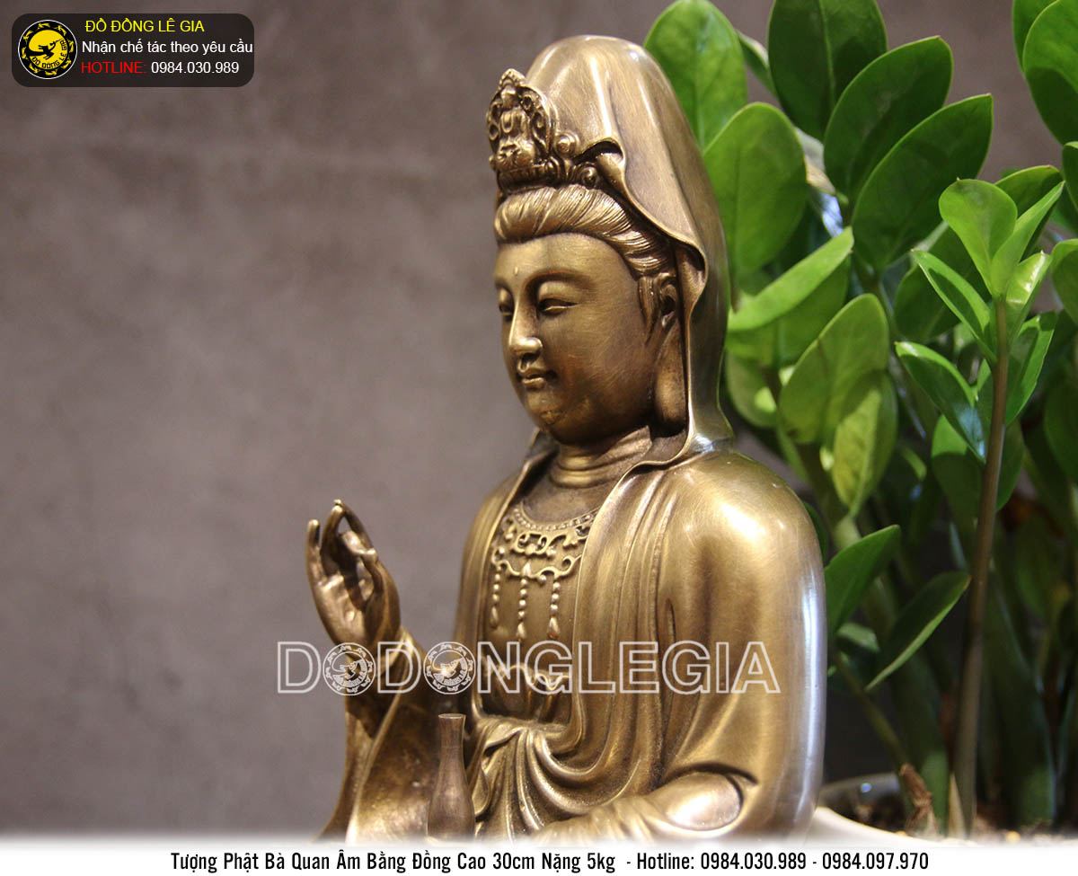 Tượng phật bà Quan Âm Bồ Tát bằng đồng
