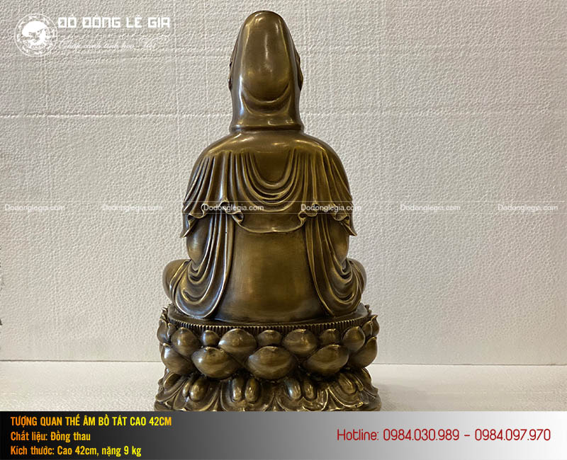 Tượng Quan âm bằng đồng