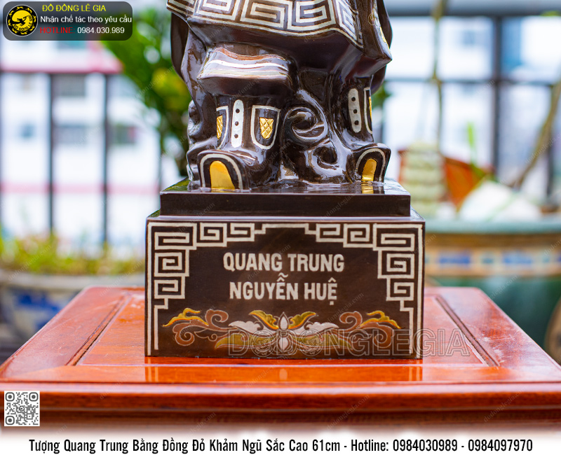 Tượng Quang Trung Bằng Đồng Đỏ Khảm Ngũ Sắc Cao 61cm