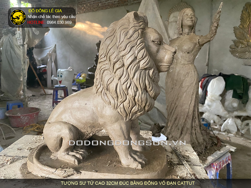 Tượng Sư tử bằng đồng cattut cao 32cm