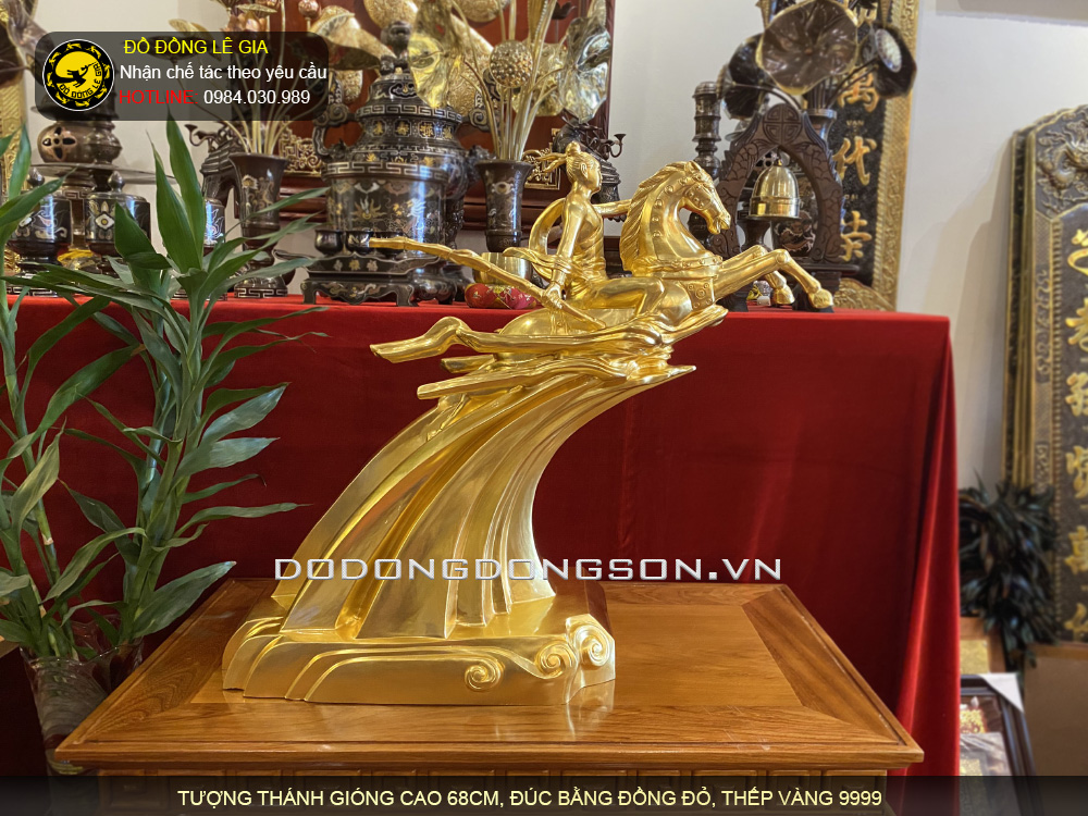 Tượng Thánh Gióng thếp vàng 9999 làm quà tặng ai?