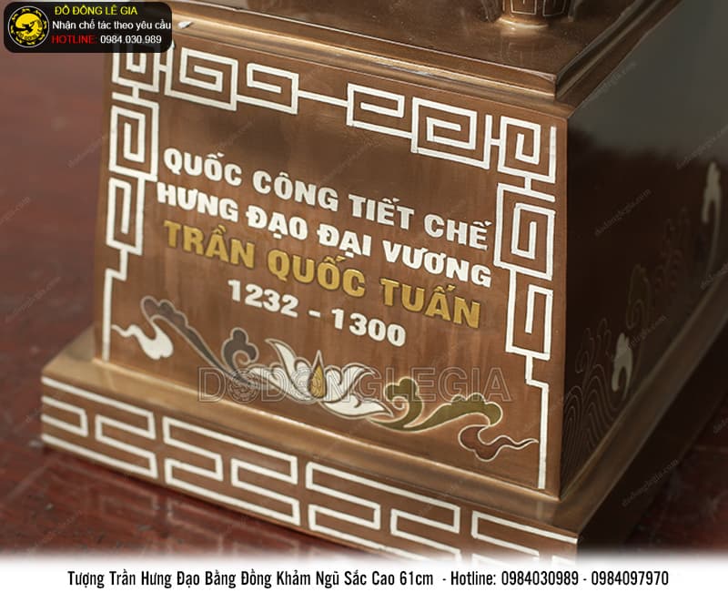 Tượng Trần Hưng Đạo bằng đồng đỏ khảm ngũ sắc cao 61cm