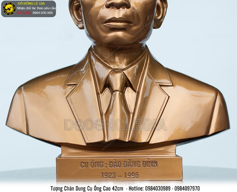 Tượng Chân Dung Cụ Ông bằng đồng đỏ cao 42cm