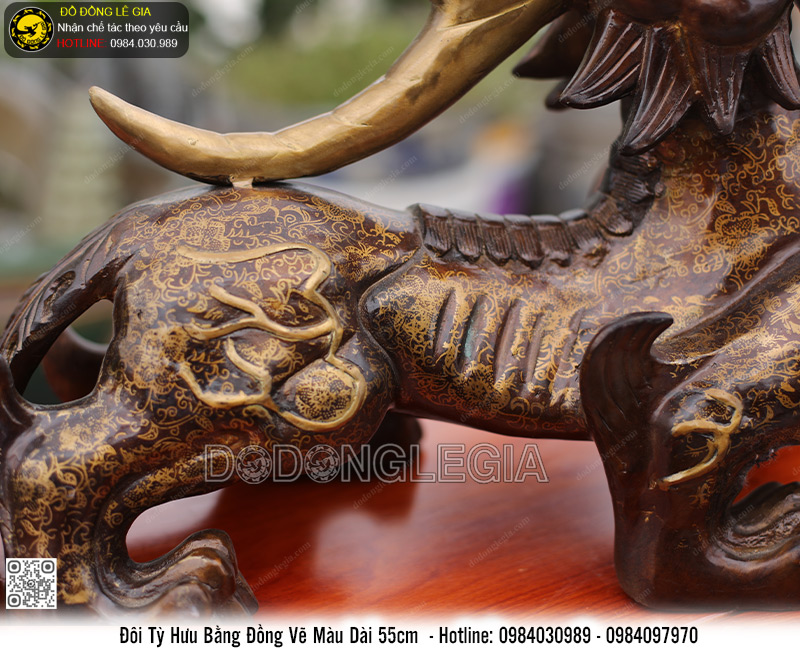 Tượng Tỳ Hưu bằng đồng vẽ màu dài 55cm