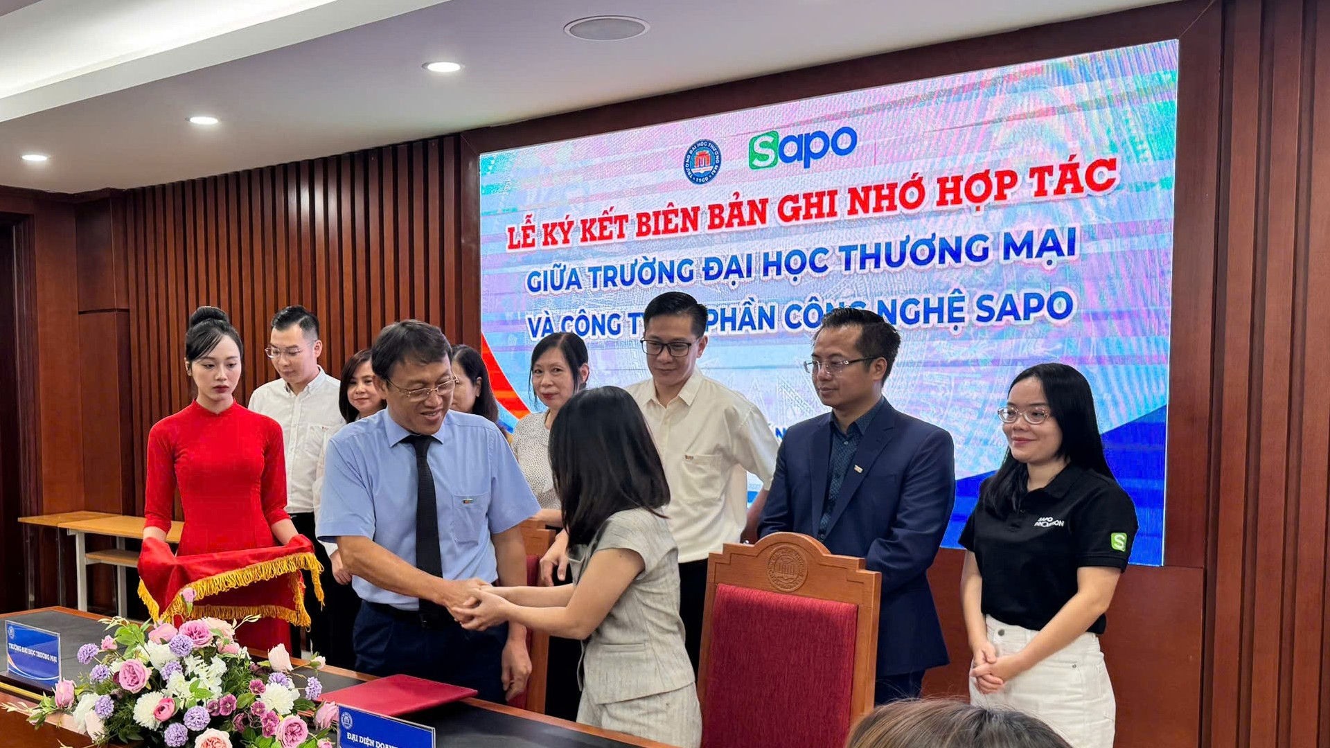 Sapo ký kết hợp tác MOU với Đại học Thương mại - Bước tiến trong hành trình kết nối tri thức