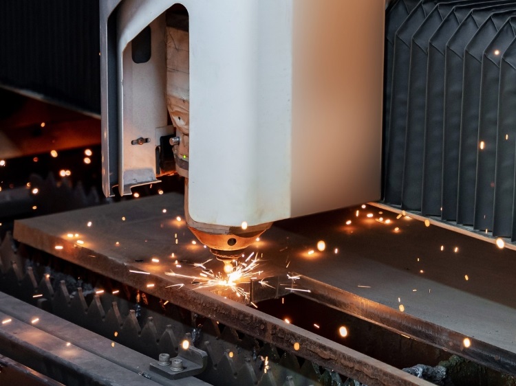 báo giá cắt laser trên kim loại