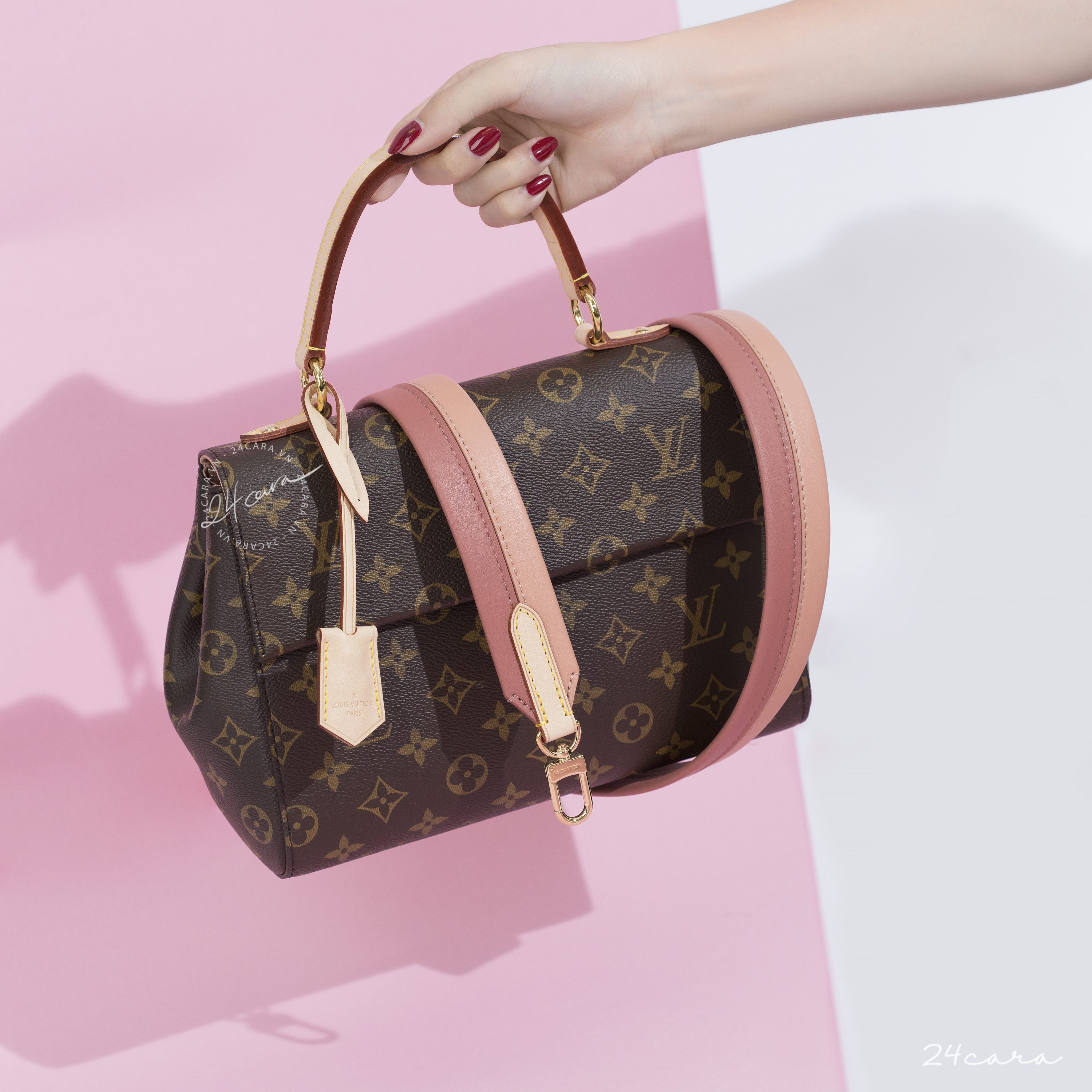 Sơ lược về chiếc túi siêu cấp L.V CLUNY BB Monogram