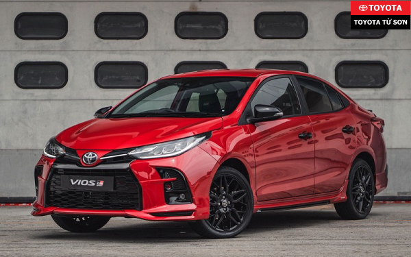 Toyota Vios GR-S 2022 màu đỏ