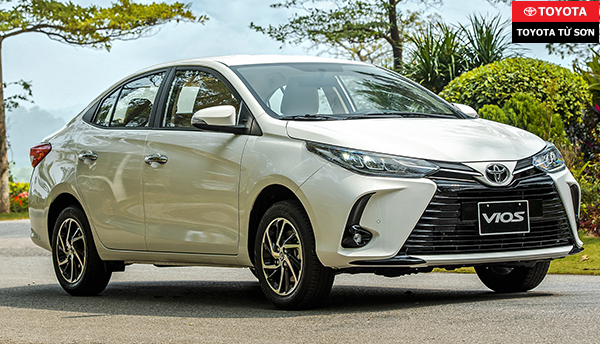 Toyota Vios 2022 màu trắng ngọc trai