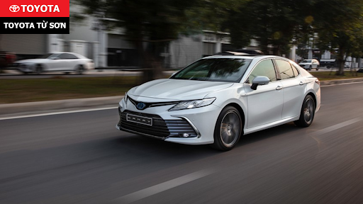 Toyota Camry (chi tiết)