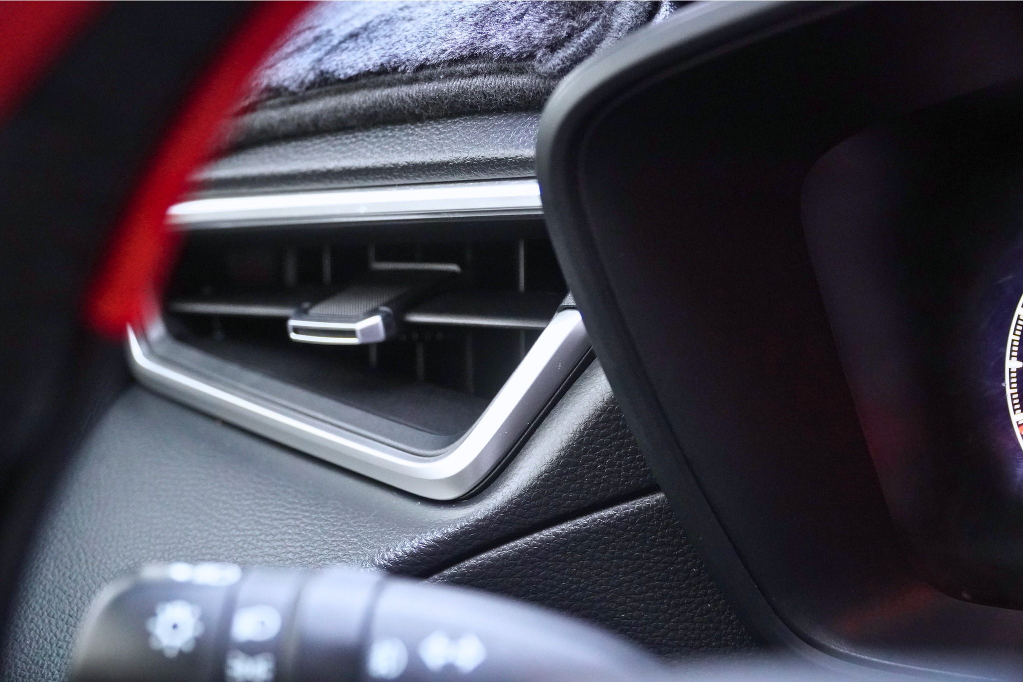 TOYOTA COROLLA CROSS BẢN G