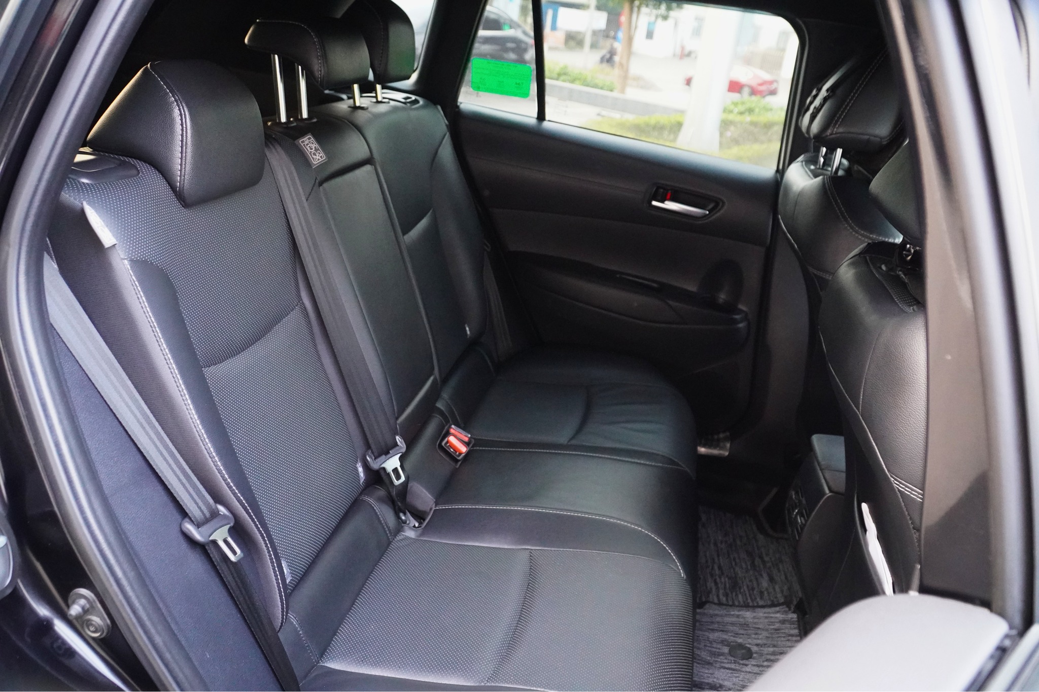 TOYOTA COROLLA CROSS BẢN G