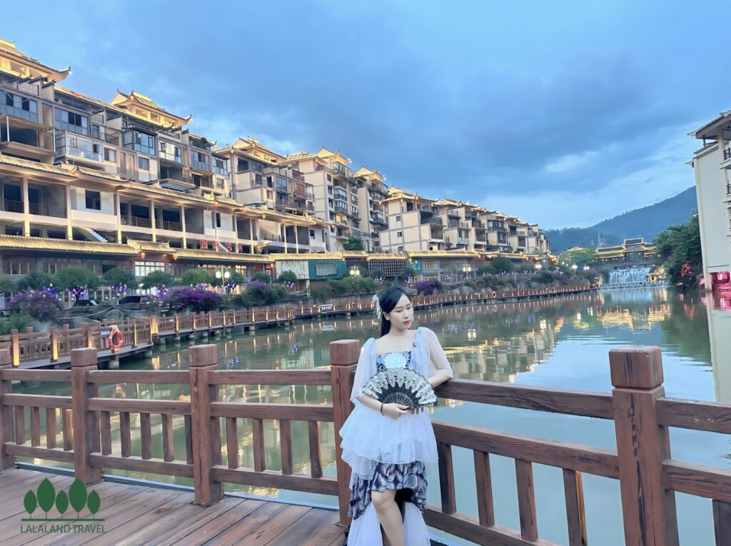 HÀ KHẨU - MIÊU THÀNH BÌNH BIÊN THÀNH CỔ KIẾN THUỶ - ẨM THỰC MÔNG TỰ