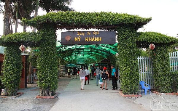 ĐÀ NẴNG - NHA TRANG - ĐÀ LẠT - TP HCM - CẦN THƠ - HÀ TIÊN - PHÚ QUỐC 11 NGÀY 10 ĐÊM