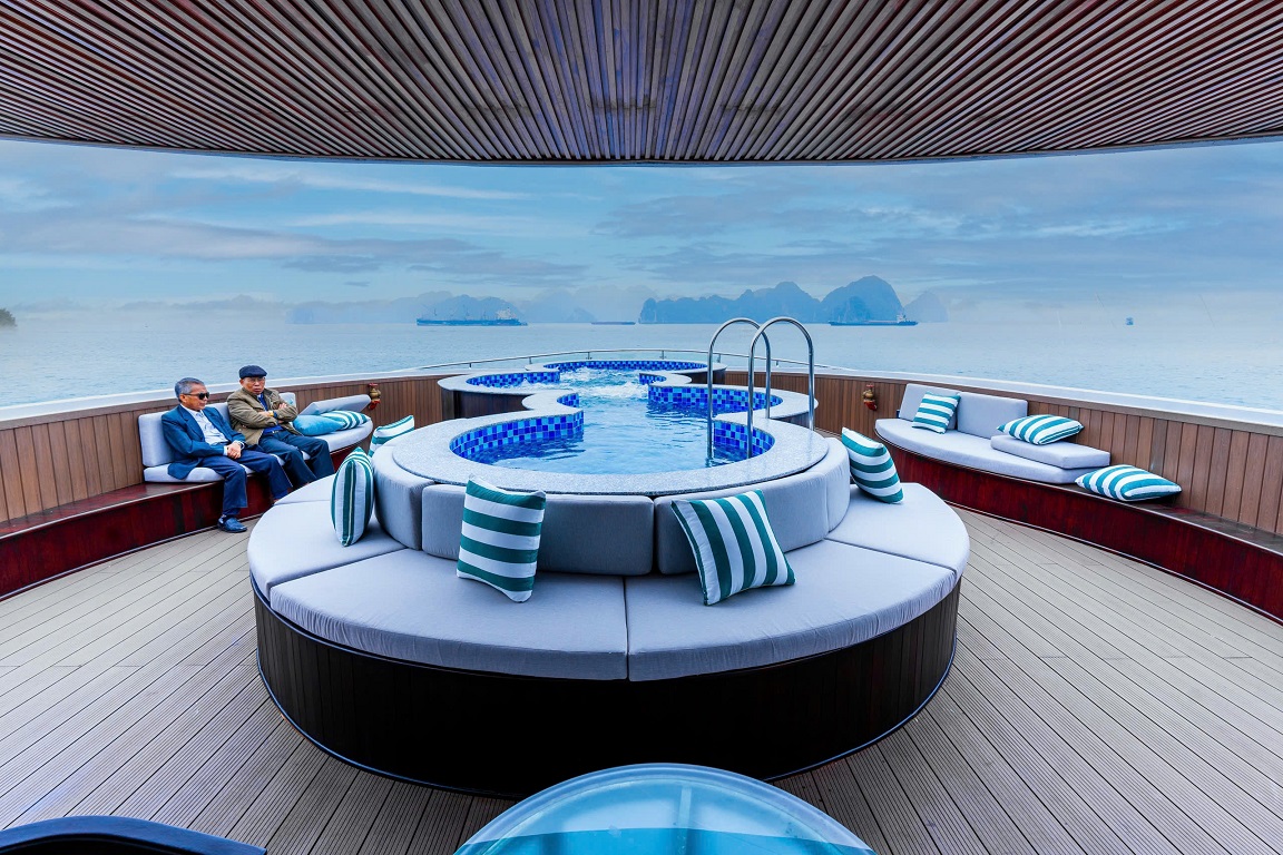 20 COMBO HẠ LONG QUỸ LỄ 30/4 - 1/5 ĂN TỐI + NGẮM PHÁO HOA TRÊN DU THUYỀN