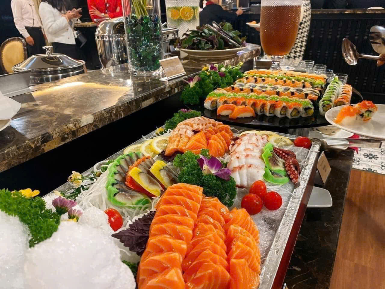 COMBO SOLEIL HẠ LONG 5* + DU THUYỀN SEA OCTOPUS 5*