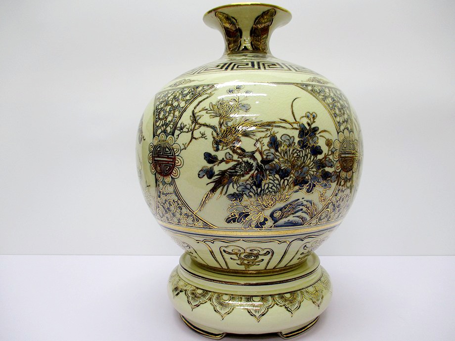 binh-hut-loc-chu-nhan-gom-chu-dau-ve-vang-kim-4