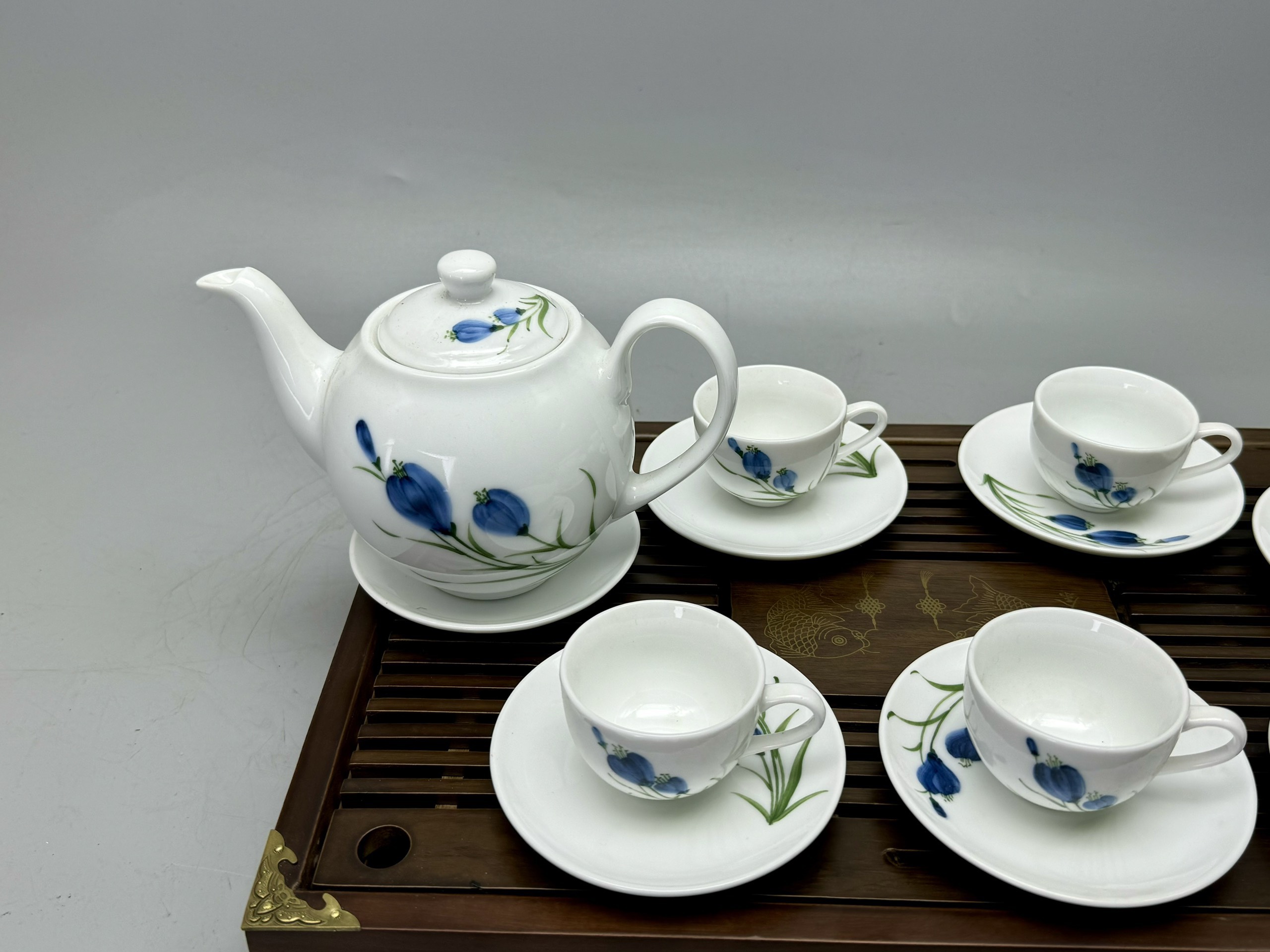 Bộ ấm chén hoa tuylip gốm chu đậu truyền thống