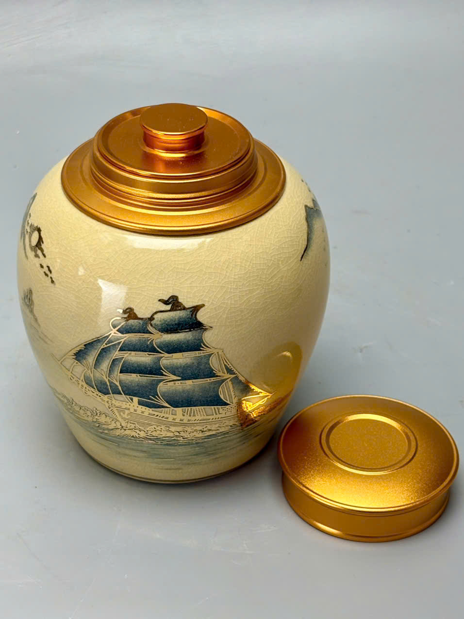 Hộp Đựng Trà Thuận Buồm Xuôi Gió H13 Gốm Chu Đậu Vẽ Vàng