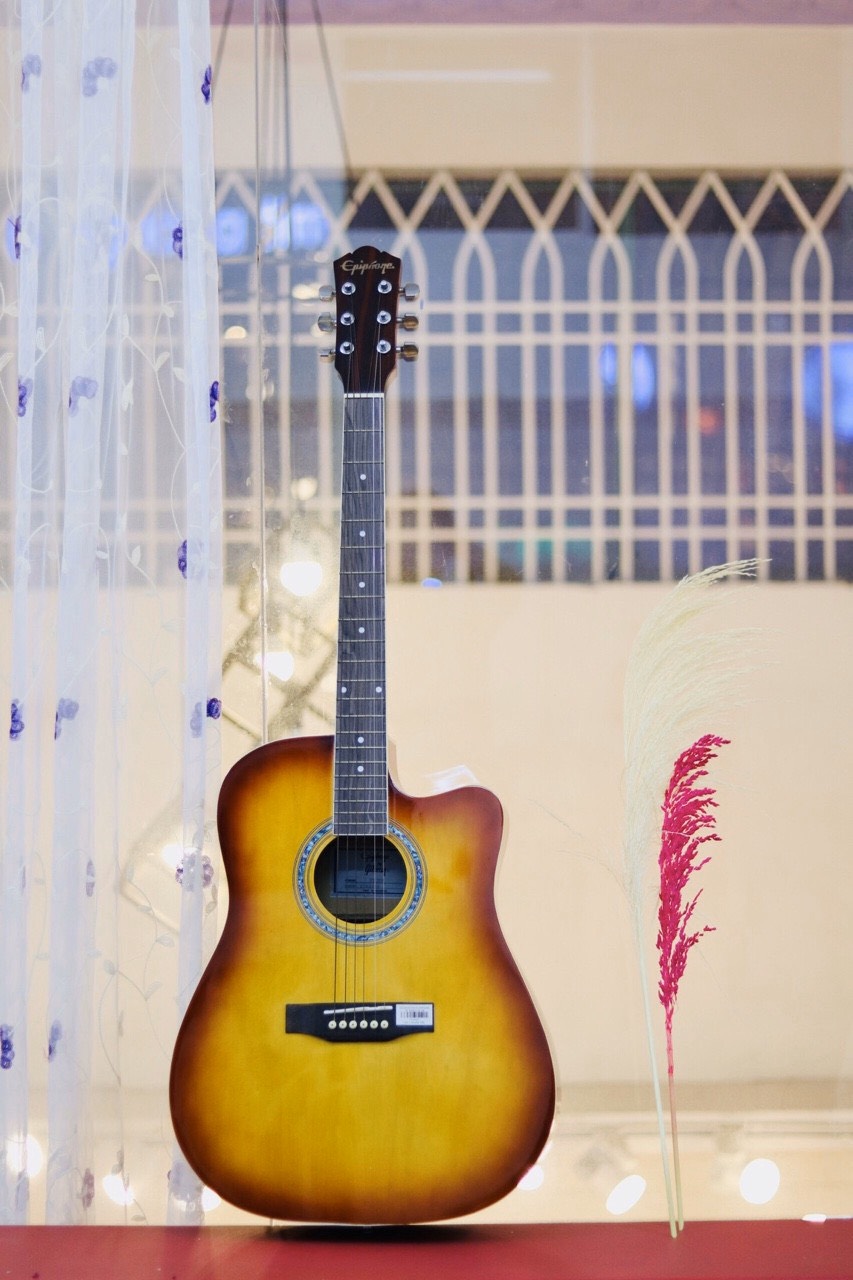 MUA ĐÀN GUITAR CHO NGƯỜI MỚI BẮT ĐẦU QUẬN 1 TPHCM | THU NHẠC