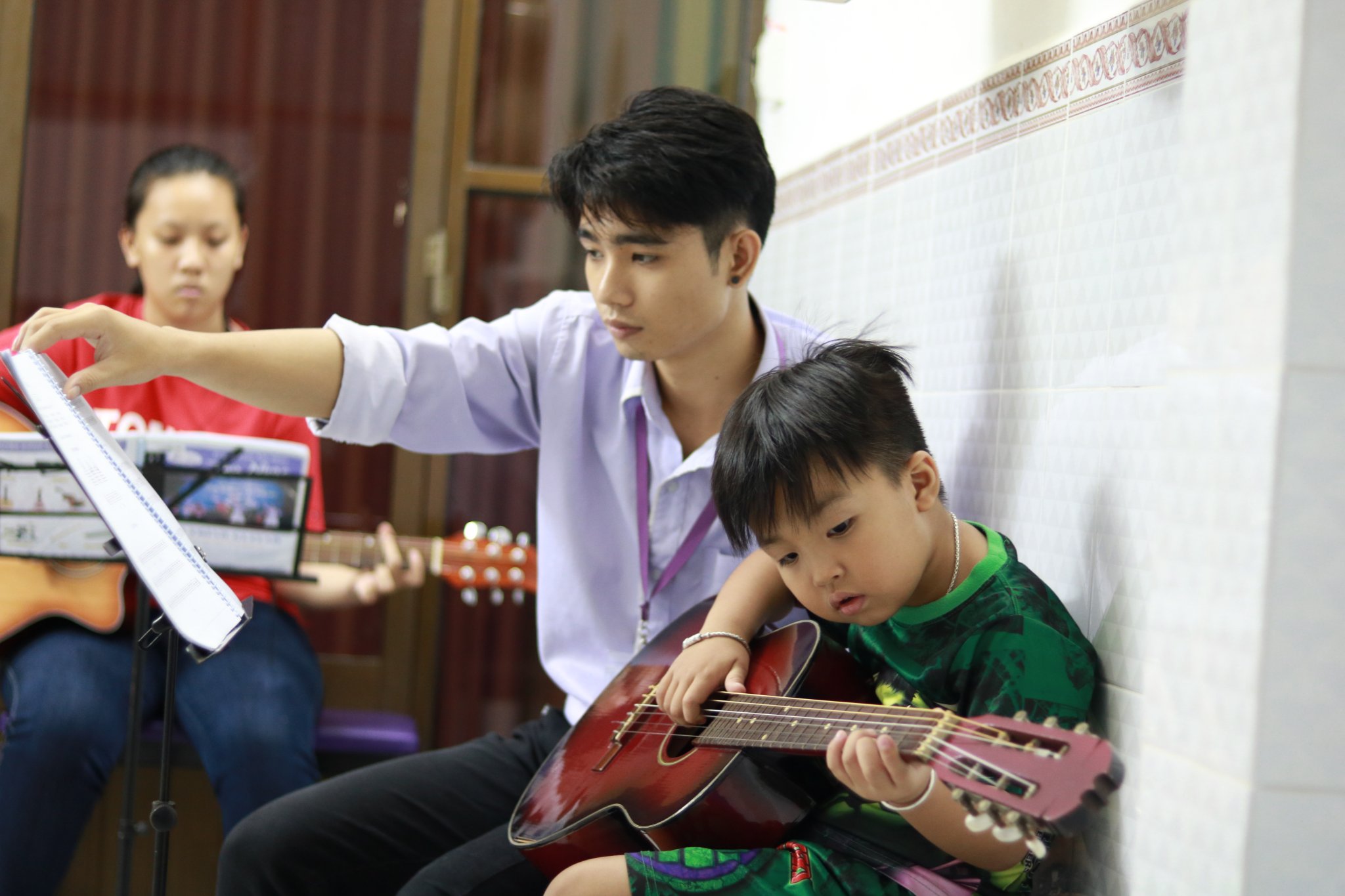 KHÓA HỌC ĐÀN GUITAR CHẤT LƯỢNG TẠI QUẬN TÂN PHÚ