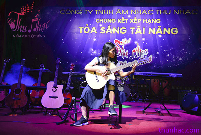 TỰ HỌC GUITAR ĐỆM HÁT TẠI NHÀ | TRUNG TÂM ÂM NHẠC THU NHẠC