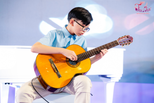 Hướng dẫn quy ước ngón tay trên đàn guitar dễ hiểu cho người mới